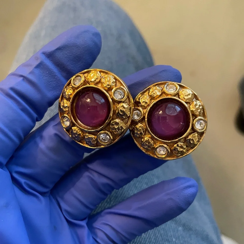 CHANEL Gold and Purple Earrings - Picture 5 of 6